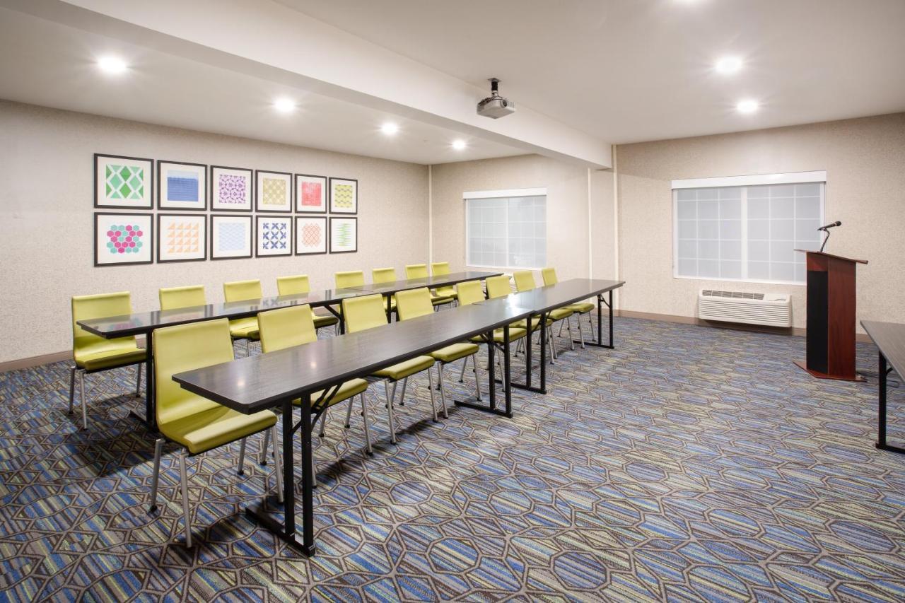 Holiday Inn Express & Suites Lincoln City By Ihg Εξωτερικό φωτογραφία
